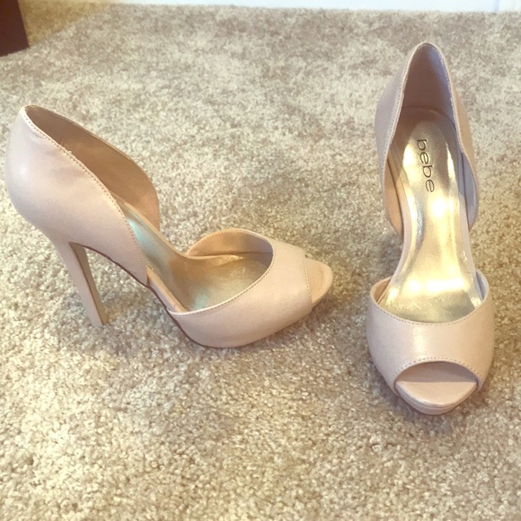 bebe Shoes - Bebe nude pumps